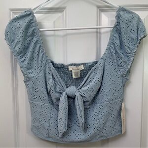 NWT Blue Puff Sleeve Tie-Front Crop Blouse